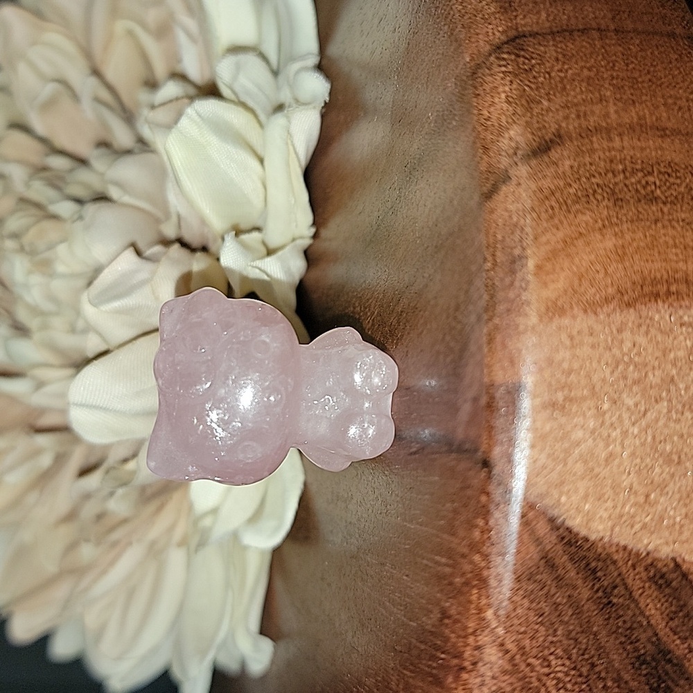Rose Quartz Mini Hello Kitty Crystal